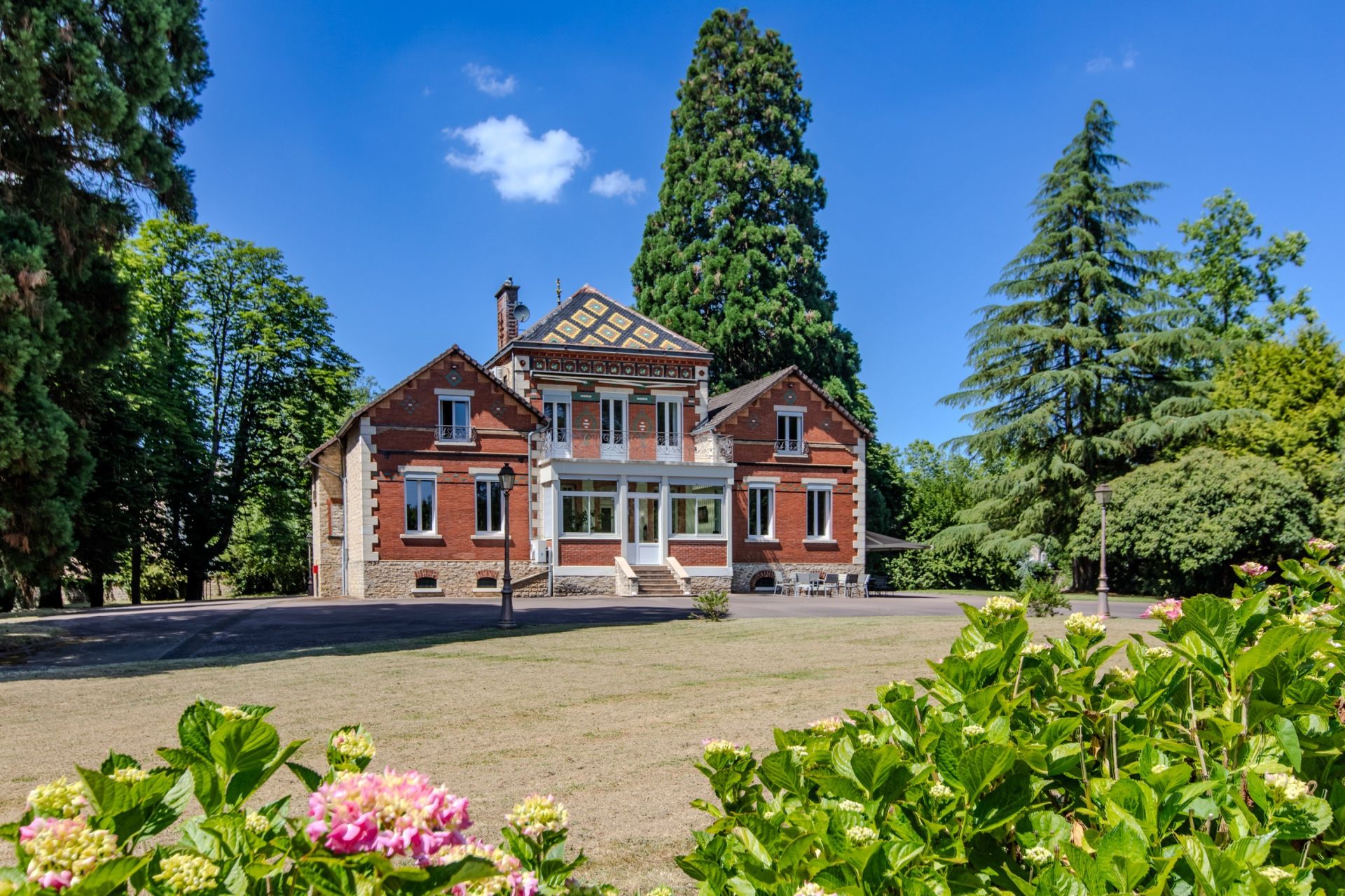 maison 10 Pièces en vente sur MONTCHANIN (71210)