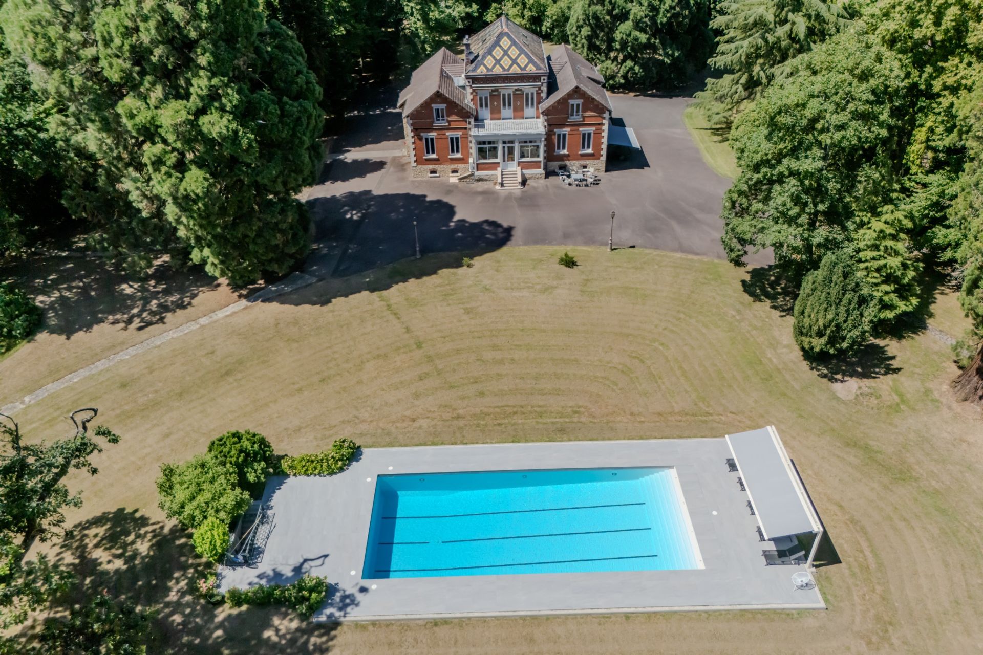 maison 10 Pièces en vente sur MONTCHANIN (71210)