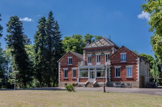 maison 10 Pièces en vente sur MONTCHANIN (71210)