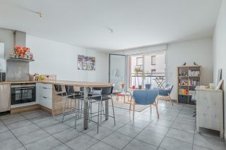 apartment 4 Rooms for sale on LYON (69003)