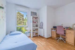 apartment 4 Rooms for sale on LYON (69003)
