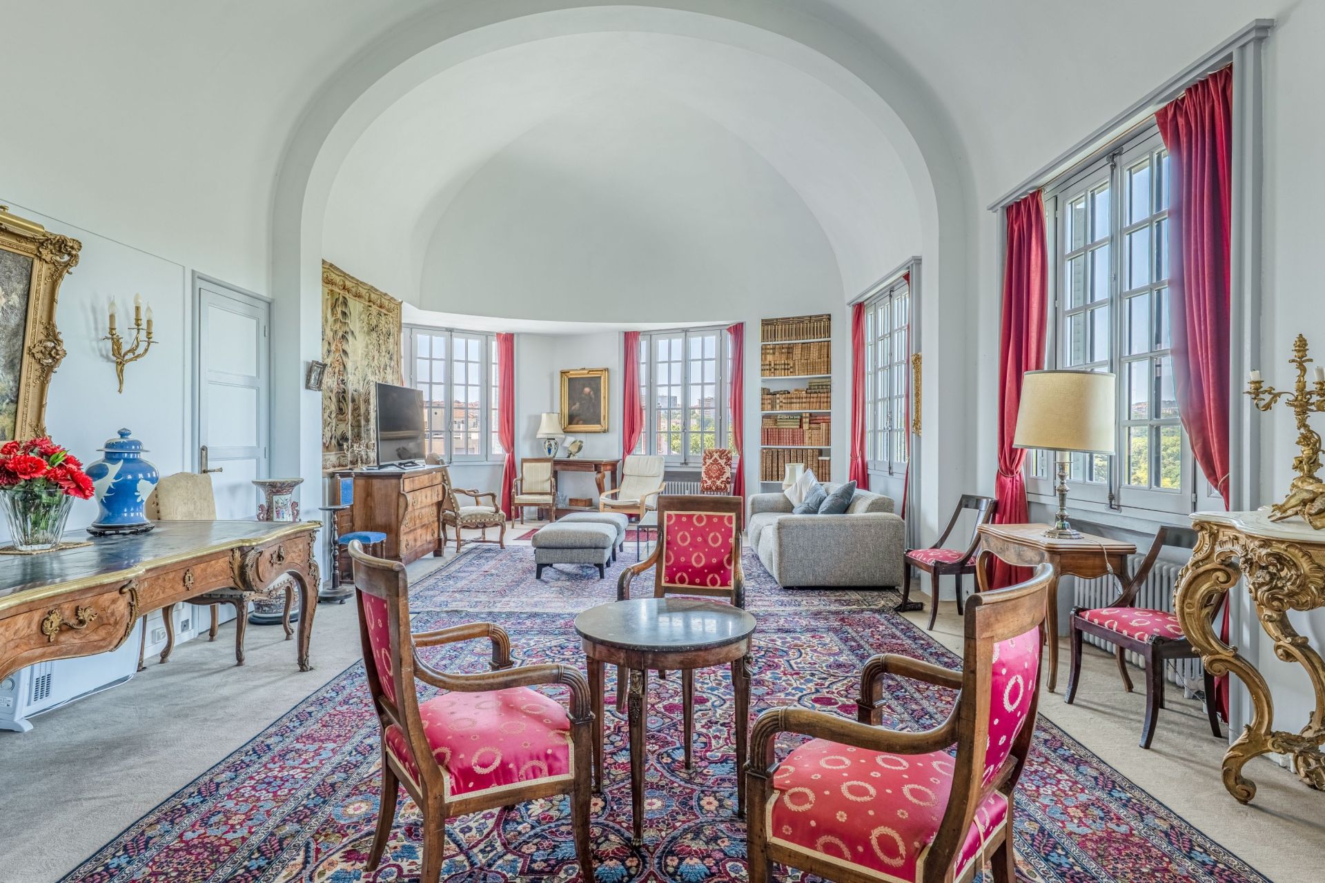 apartment 7 Rooms for sale on LYON (69006)