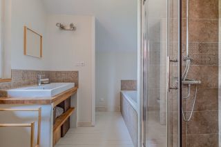 maison 8 Pièces en vente sur TASSIN LA DEMI LUNE (69160)