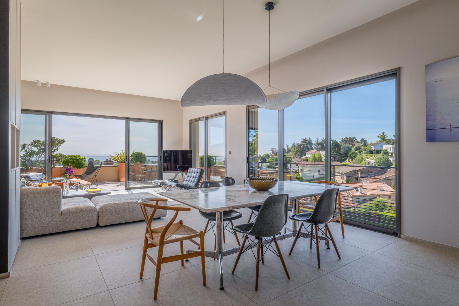 maison contemporaine 5 Pièces en vente sur ST DIDIER AU MONT D OR (69370)