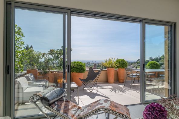 Vente Maison contemporaine Saint-Didier-au-Mont-d'Or 5&nbsp;Pièces 140&nbsp;m²