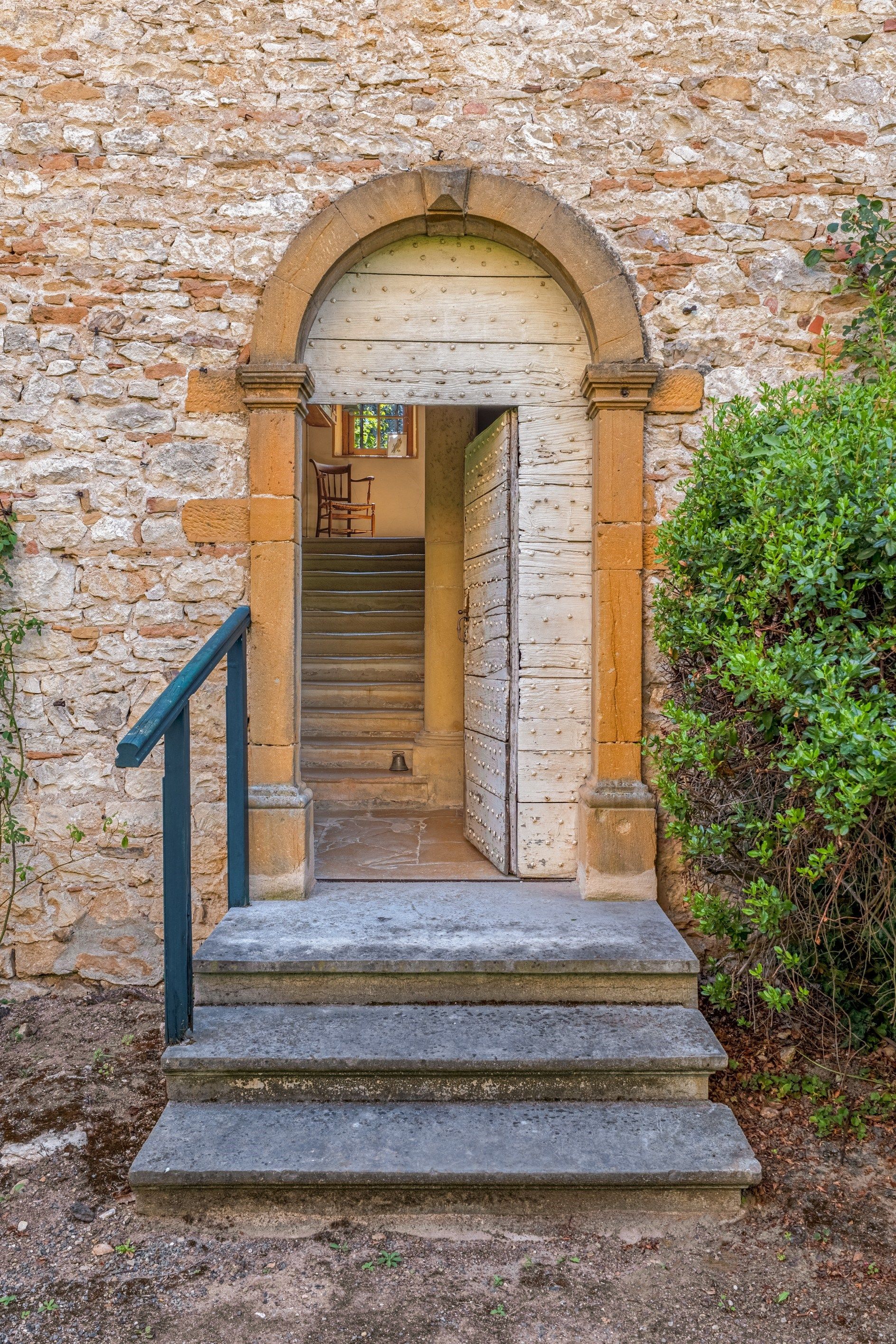 manoir 5 Pièces en vente sur MORANCE (69480)