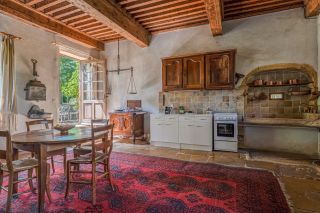 manoir 5 Pièces en vente sur MORANCE (69480)