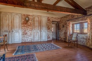manor house 5 Rooms for sale on MORANCE (69480)