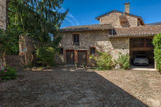 manor house 5 Rooms for sale on MORANCE (69480)