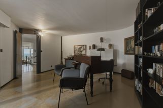 house 10 Rooms for sale on ST JEAN DE MOIRANS (38430)