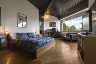 house 10 Rooms for sale on ST JEAN DE MOIRANS (38430)