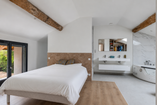 farm complex 7 Rooms for sale on BOURG EN BRESSE (01000)