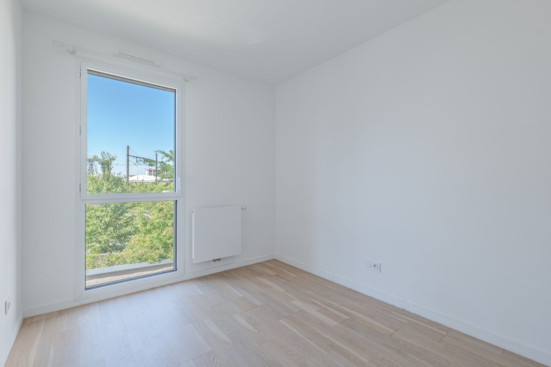 apartment 4 Rooms for sale on LYON (69007)