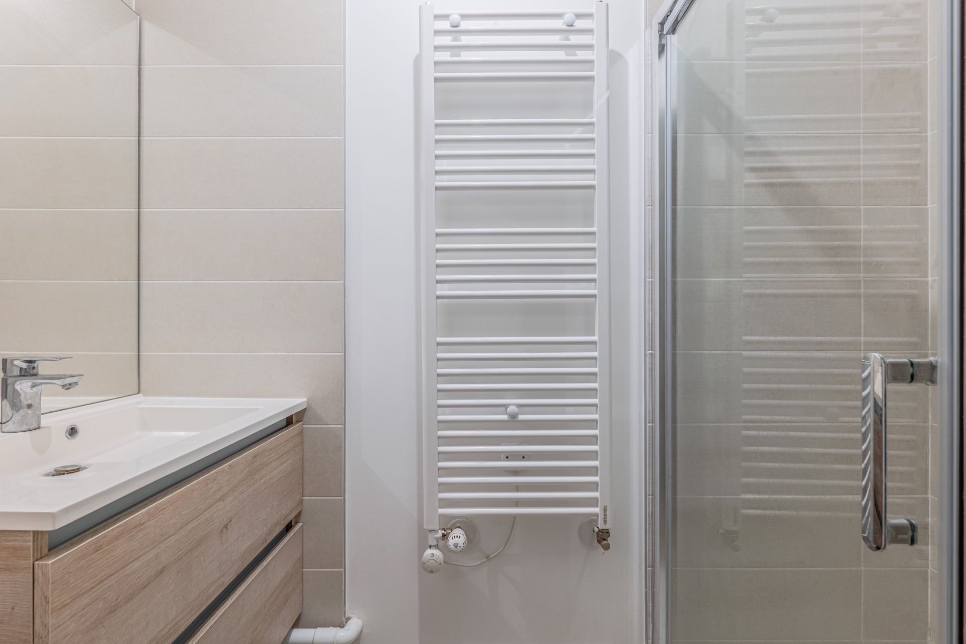 apartment 4 Rooms for sale on LYON (69007)