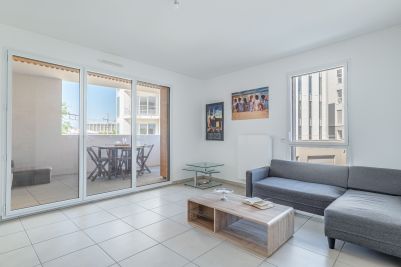 Sale Apartment Lyon 7 4&nbsp;Rooms 77&nbsp;m²