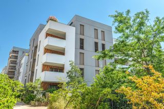 apartment 4 Rooms for sale on LYON (69007)