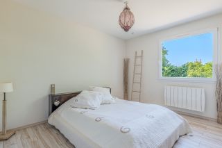 maison d'architecte 7 Pièces en vente sur SATHONAY VILLAGE (69580)