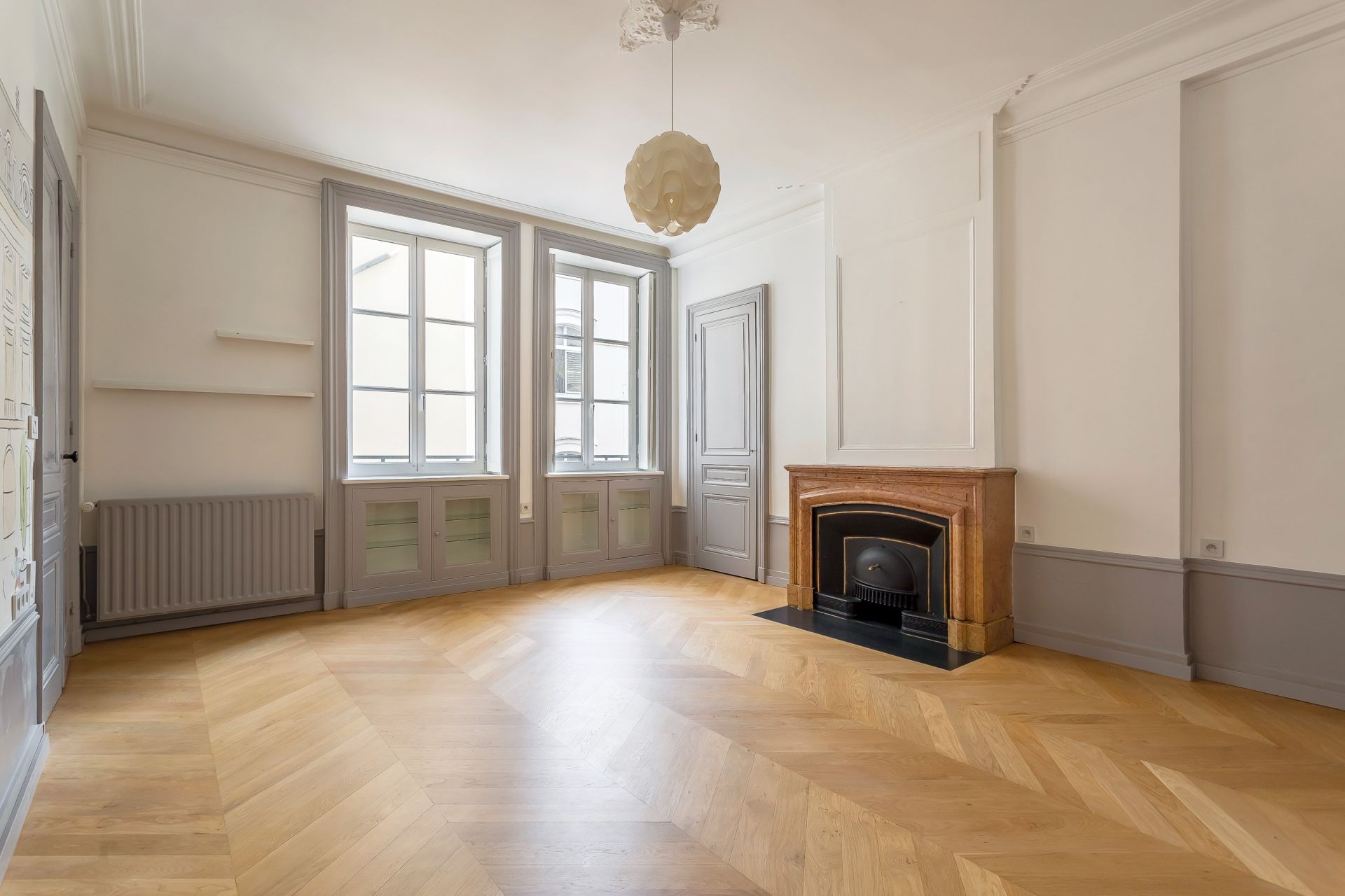 apartment 5 Rooms for sale on LYON (69002)