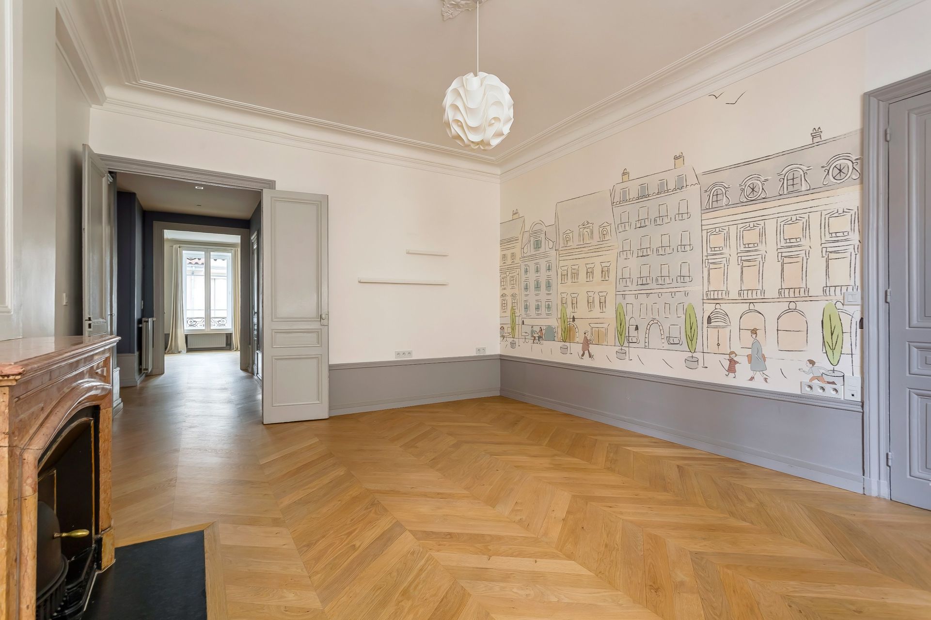 apartment 5 Rooms for sale on LYON (69002)