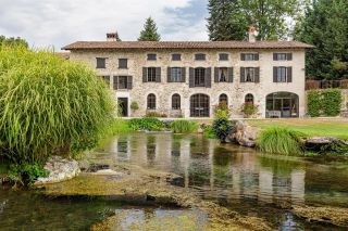 property 10 Rooms for sale on REAUMONT (38140)