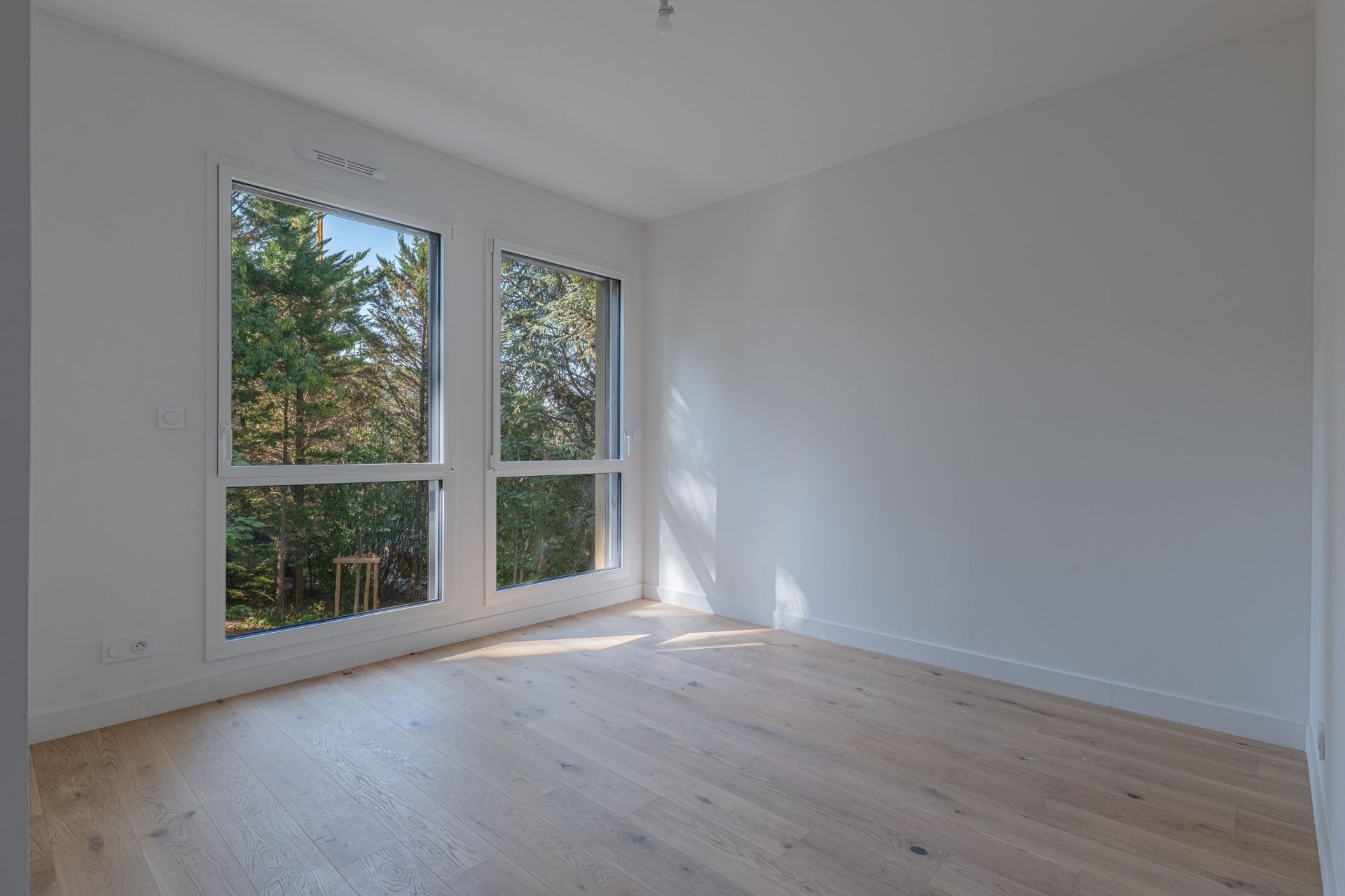 apartment 3 Rooms for sale on ST DIDIER AU MONT D OR (69370)