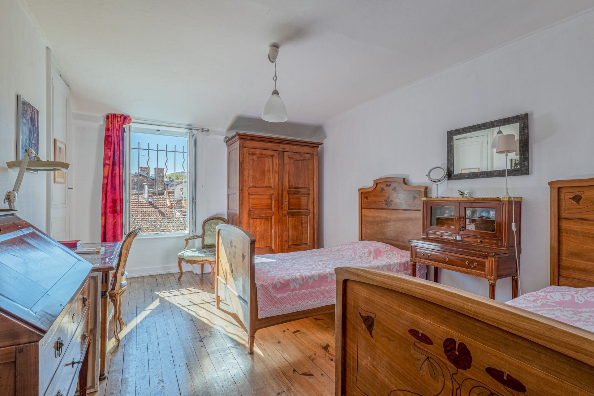 hôtel particulier 9 Pièces en vente sur CALUIRE ET CUIRE (69300)