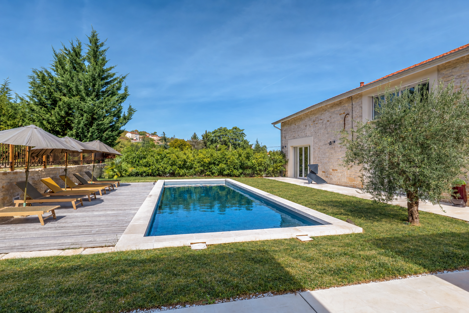 corps de ferme 6 Pièces en vente sur LUCENAY (69480)