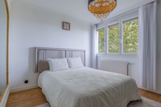 apartment 6 Rooms for sale on BRON (69500)
