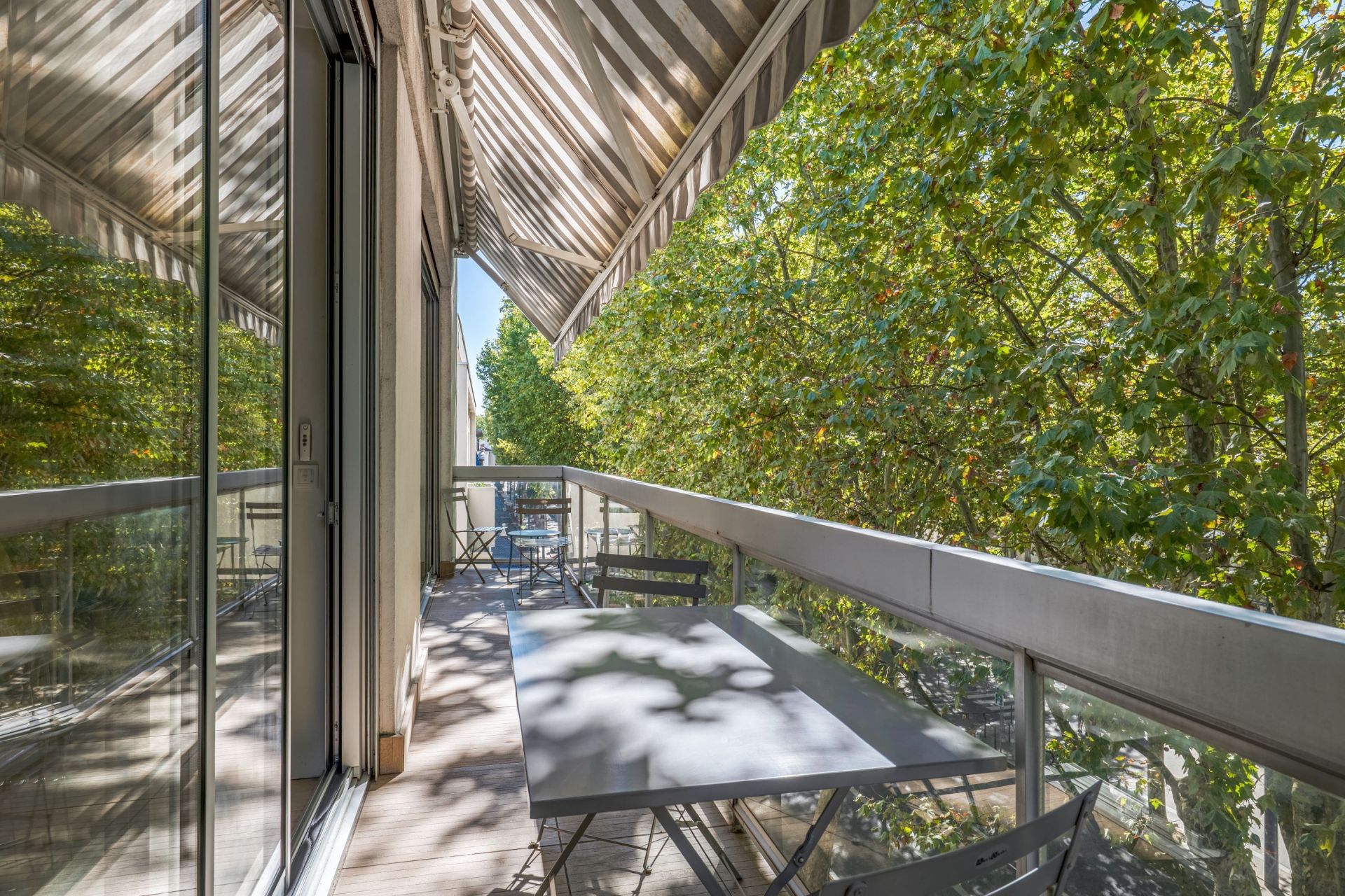 apartment 4 Rooms for sale on LYON (69006)