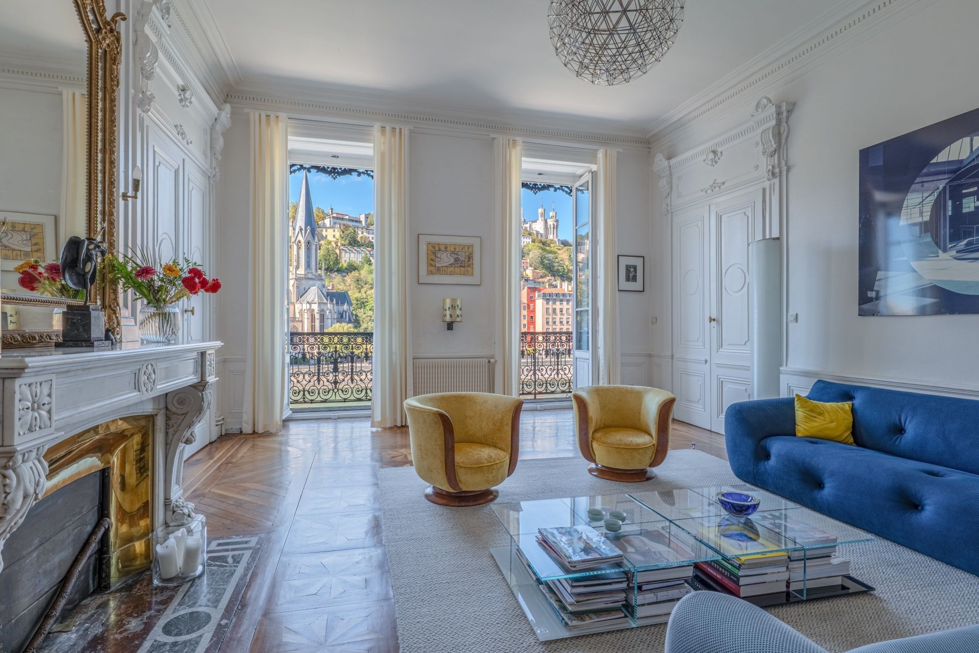 apartment 7 Rooms for sale on LYON (69002)