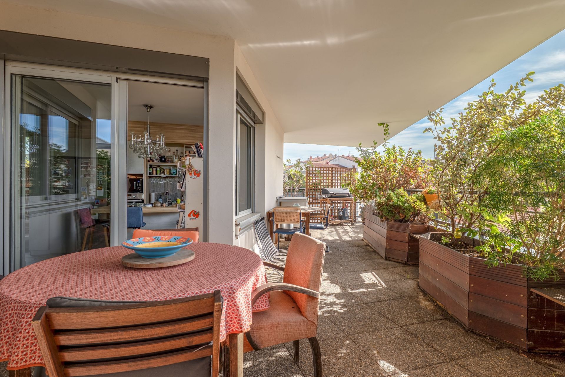 apartment 5 Rooms for sale on LYON (69004)