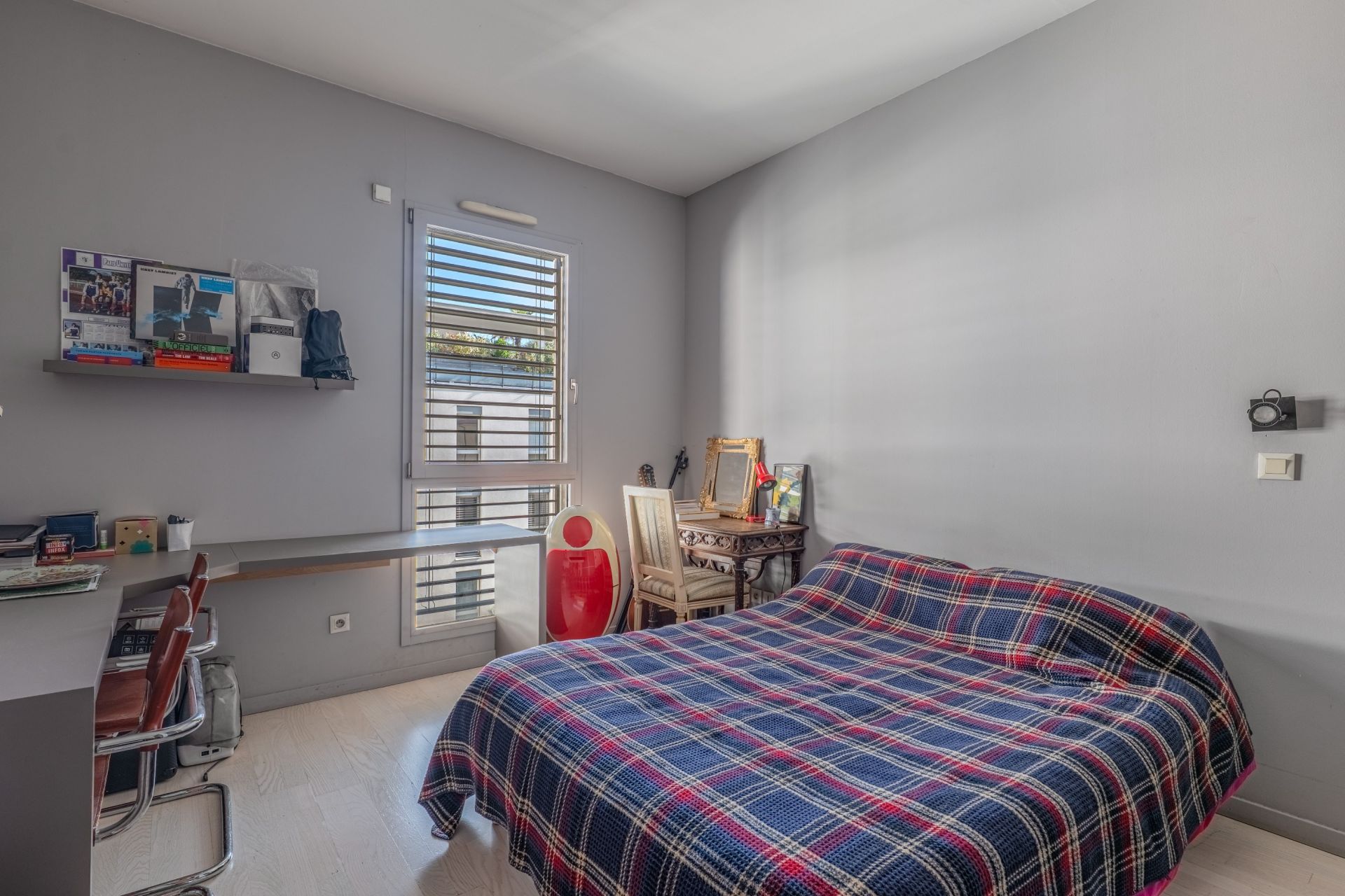 apartment 5 Rooms for sale on LYON (69004)