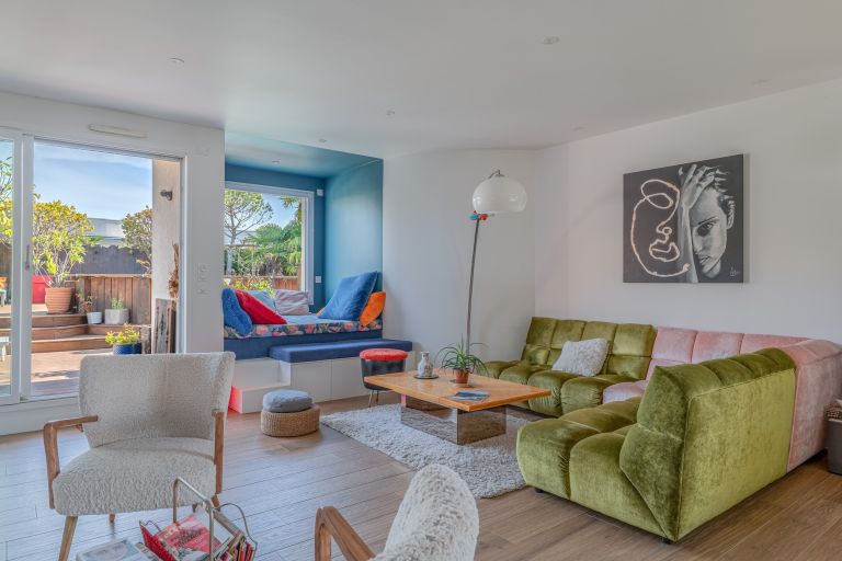 apartment 5 Rooms for sale on LYON (69004)