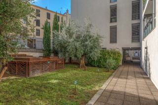 apartment 5 Rooms for sale on LYON (69004)