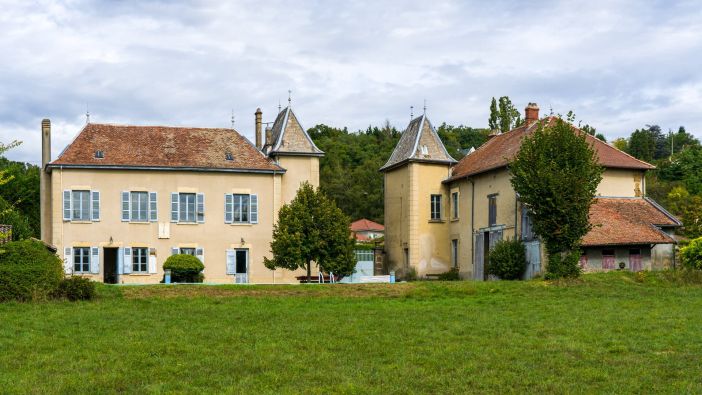 Sale Property La Tour-du-Pin 10&nbsp;Rooms 310&nbsp;m²
